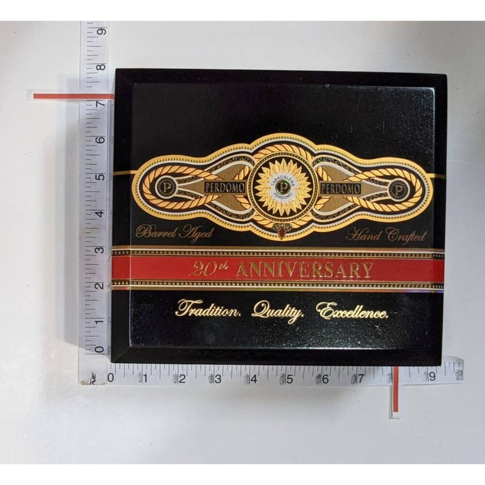 Empty Cigar box for Crafts Storage Purse Making Guitars Juggling Trinkets Herb